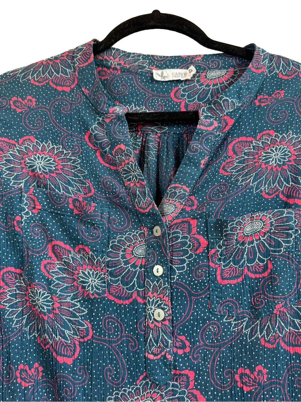 *CARVE DESIGNS* ‘Dylan’ Organic Top - Picture 6 of 10